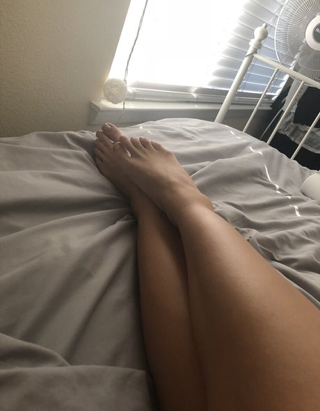 AliRosePB perfekte sexy bild