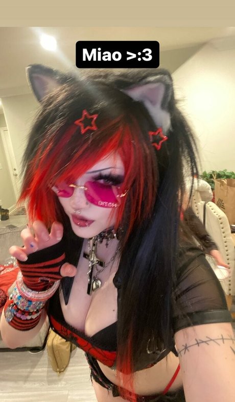 Succubus sushi nacktheit sexy bilder