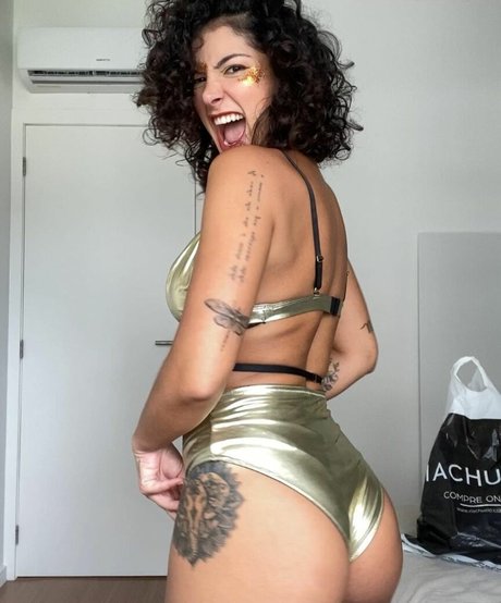 Giovana Fagundes nackte pornostar galerie