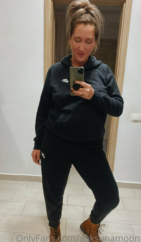 anksunamoon erotische xxx fotos