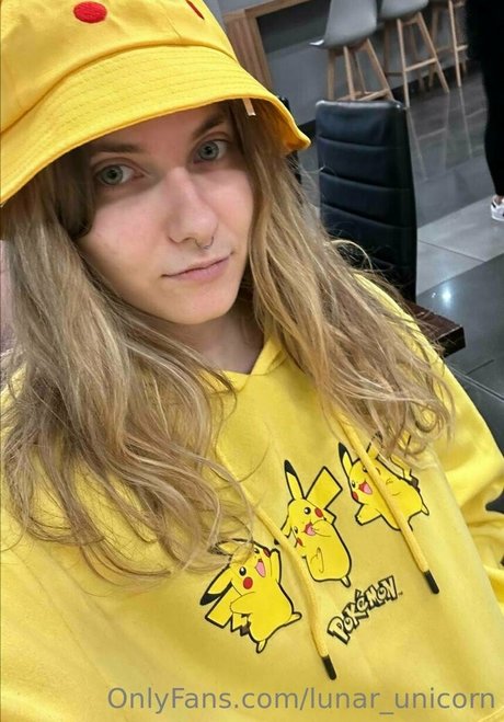 lunar unicorn sexy kunst bilder