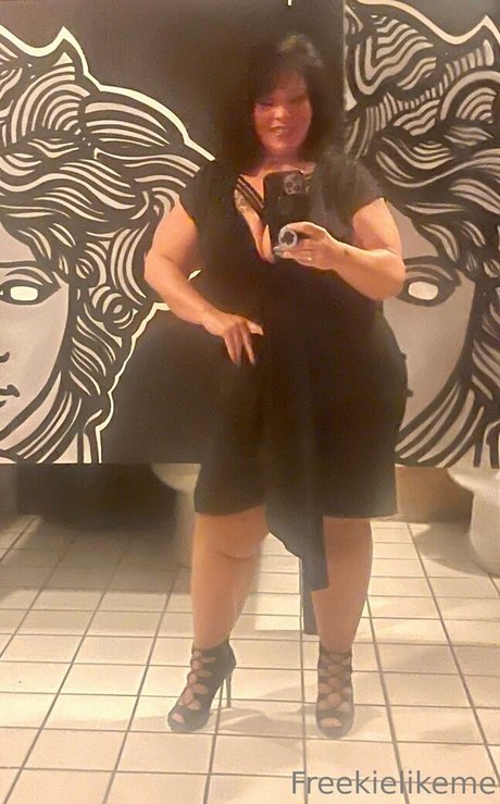 Freekielikeme model schöne galerien