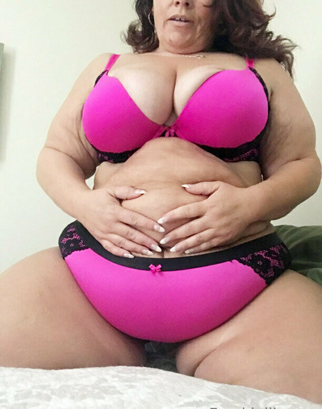 Freekielikeme model sex galerien