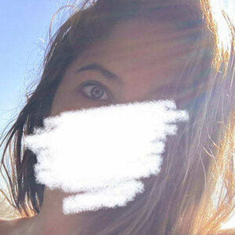 GuessWhoX2 schauspielerin nacktheit galerien