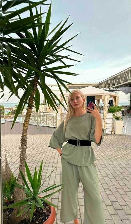 down onlyfans erotische freie galerie