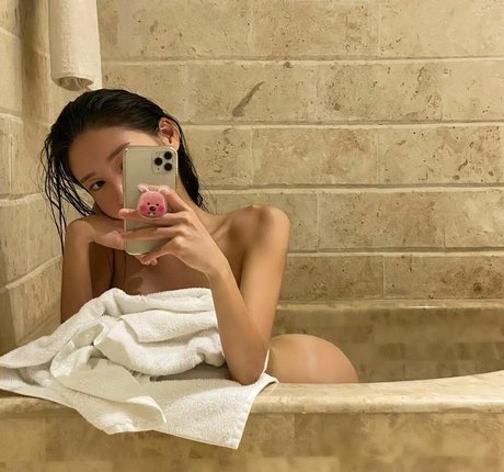 iCatzi kostenlose nacktheit archiv