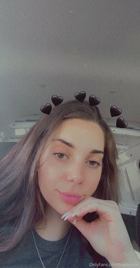 bayleeann model nacktheit bild