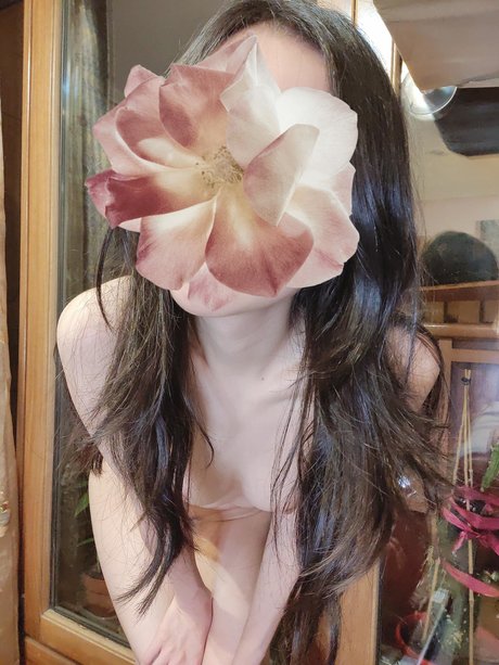 Petitesaki hübsche porno foto