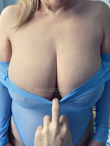 NoMusicNoLife nacktheit bild