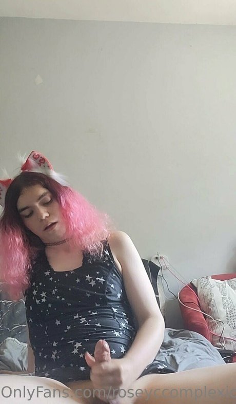 roseyccomplexion schauspielerin xxx galerien