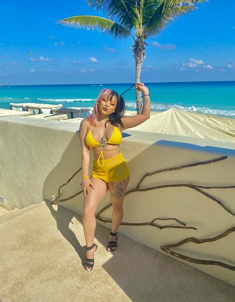 Edmthotiana model erwachsene bild