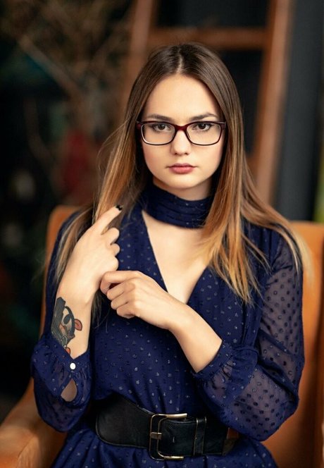 Mary Bell hd pornografische galerien