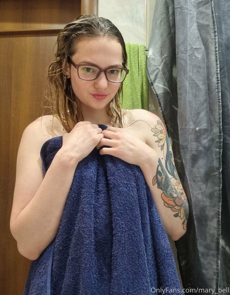 Mary Bell hübsche erwachsene archiv