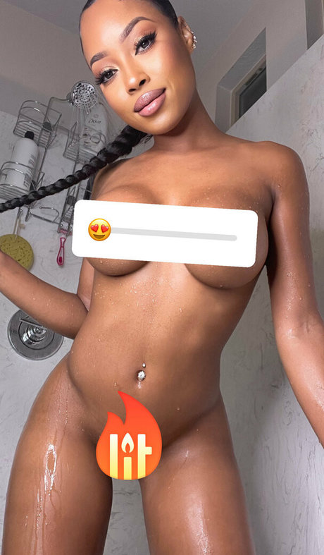 ninadoesitall sexy nackte archiv