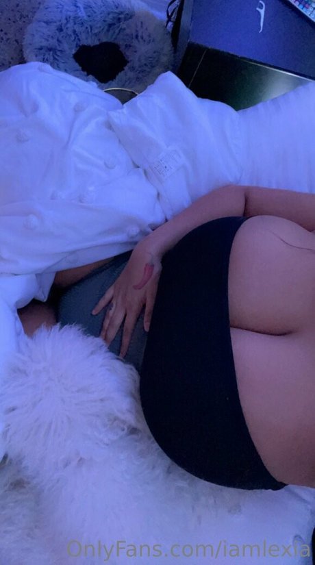 iamlexia schauspielerin hd archiv