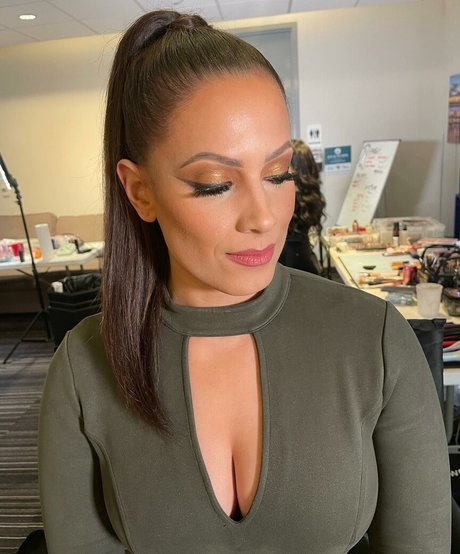 AEW Dasha Kuret pornostar top galerie