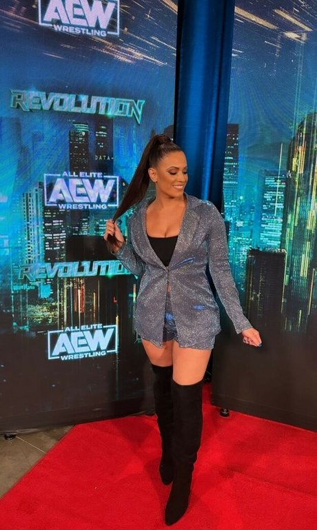 AEW Dasha Kuret nacktheit schöne fotos