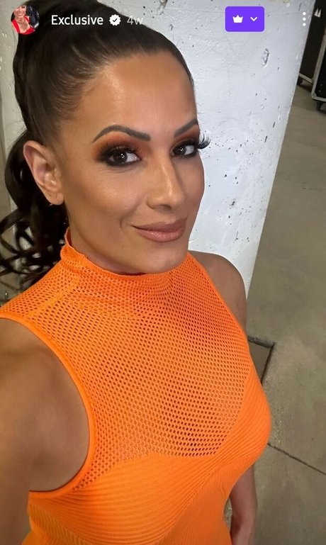 AEW Dasha Kuret pornostar nackten bilder