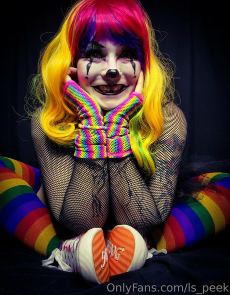 ls peek xxx nackte fotos