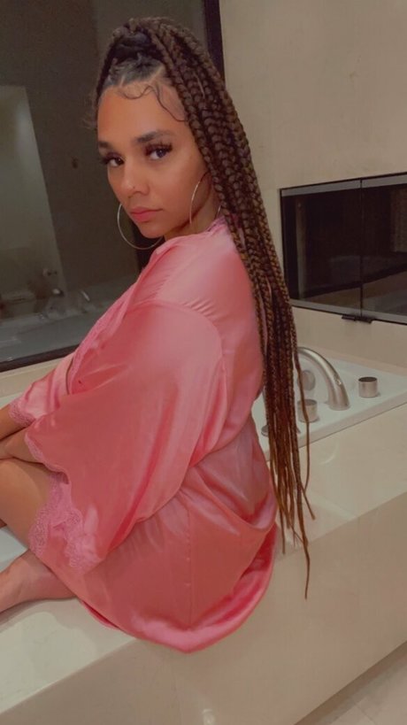 niquethestallion511 schauspielerin heiße galerie