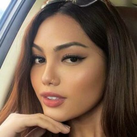 Ariana Tashne nackte archiv