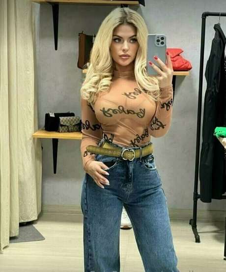 emmilee xx pornografische pornostar archiv