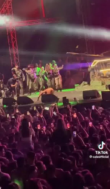 Teodora Dzehverovic exklusive perfekte bild