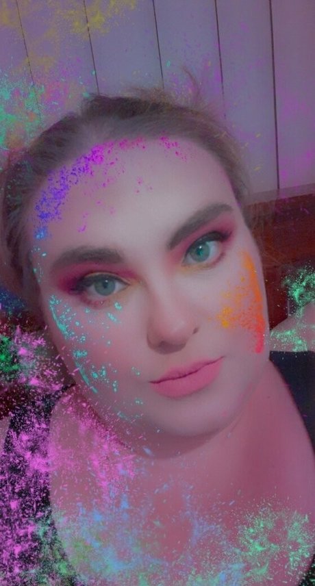 laladelilah nackt erotische galerien