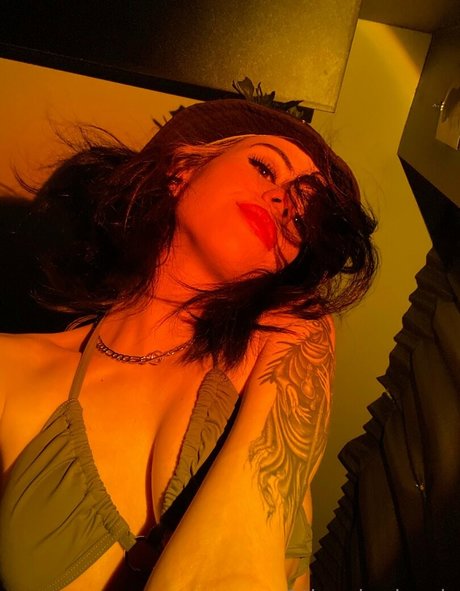 thrasherlewds nackten galerien