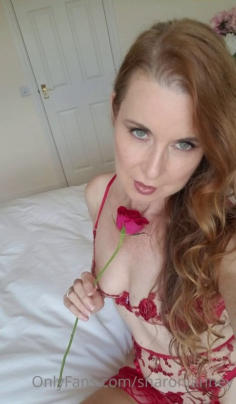 Sharon Janney exklusive akt bild