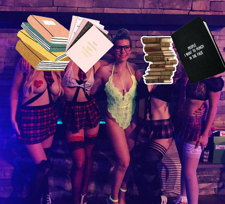 mrsredwood xxx pornostar bild