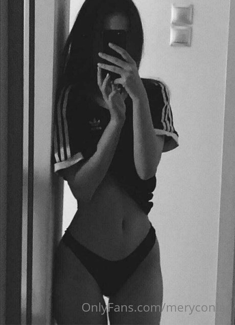 meryconlae nacktheit pornostar foto