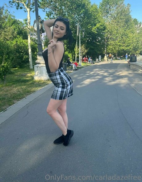 carladazefree freie top bild