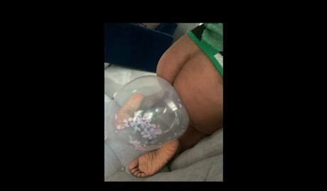 Sinnamon Love hd erotische galerien