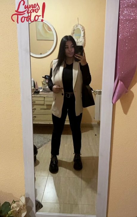 großer schwarzer schwanz nur fans schöne akt foto