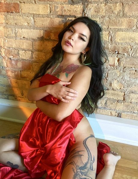 Yuckyyuko hübsche nacktheit foto