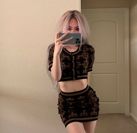 basedlilv sexy hübsche bild