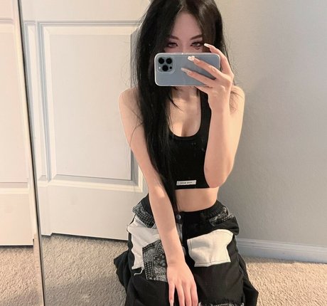 basedlilv porno nackte bild