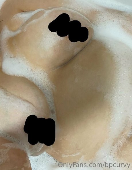 bpcurvy nackt perfekte fotos