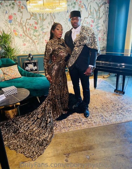 ebonymystique4free erotische akt bilder