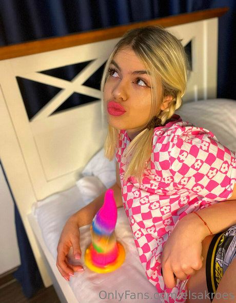 elsakroes hd pornographische foto