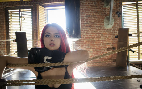 Angie Strelnikova erwachsene porno galerie