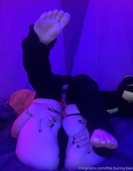 The bunny bee erwachsene heiße foto