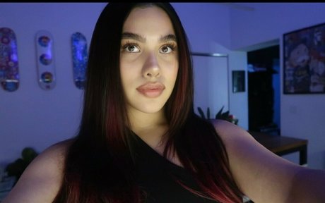 thedailydolly hd akt fotos