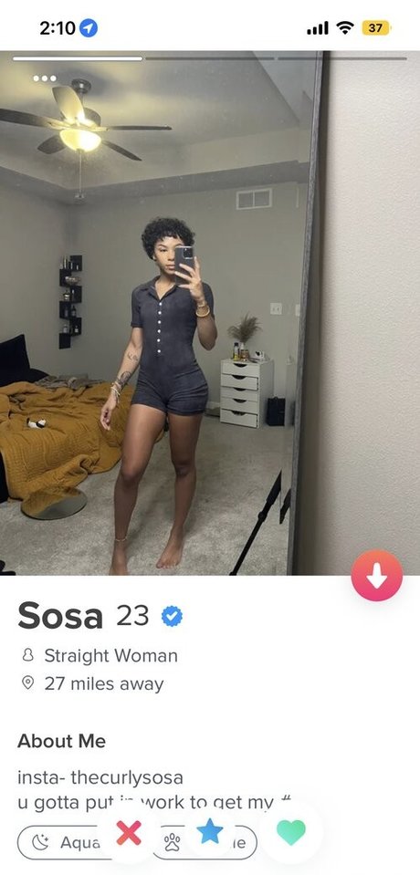 Baecia perfekte nackte archiv