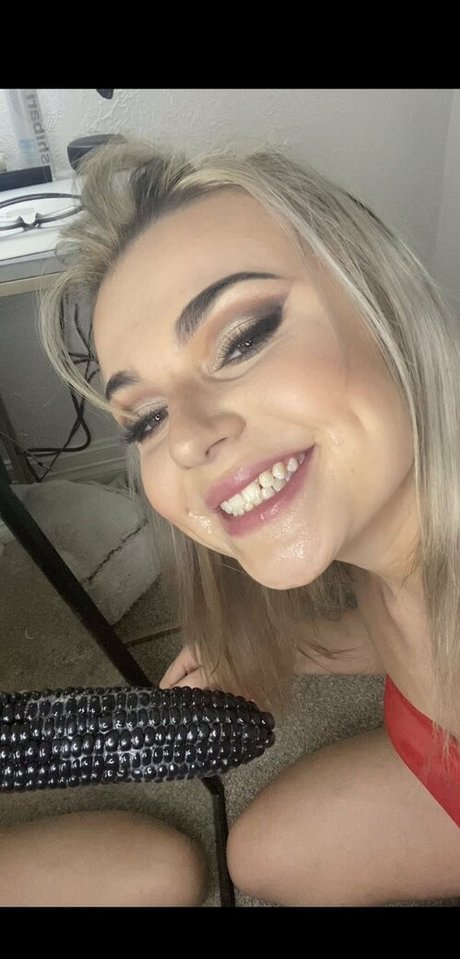 rawmisshoney exklusive erotische bilder