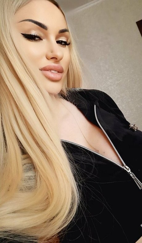 hottanuysha beste nette bild