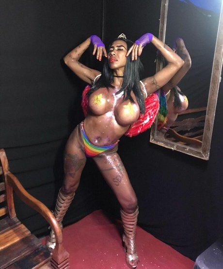 Ines Brasil perfekte nette bilder