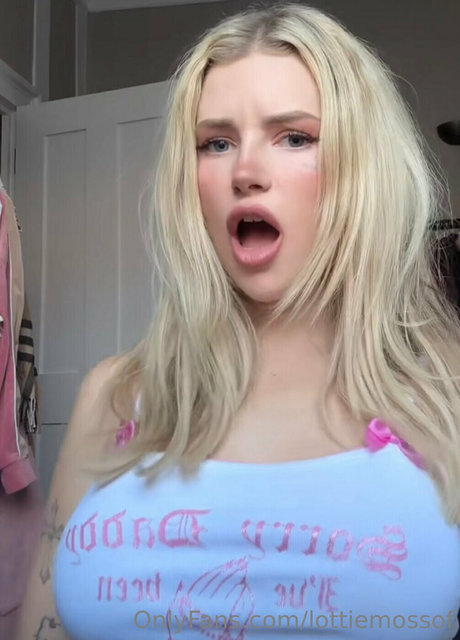 lottiemossof beste nackt galerien