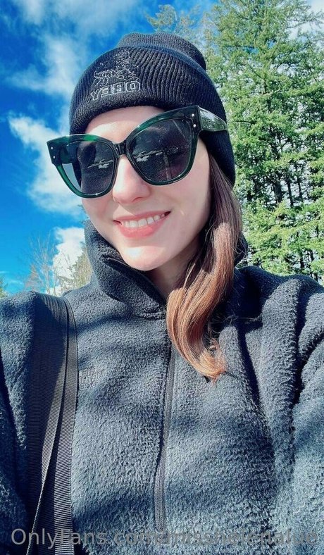 misshelenalue exklusive heiße bilder